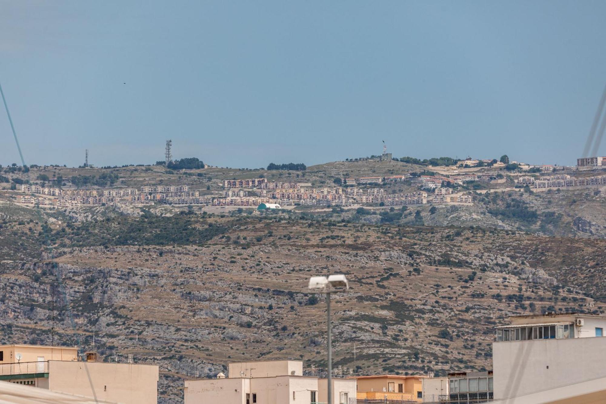 מלון מנפרדוניה Marina Del Gargano Houseboat מראה חיצוני תמונה